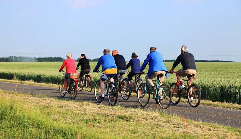 Auf dieser Website finden Radler eine Top 10-Übersicht der besten Radwege in Frankreich. Es gibt eine Aufstellung mit Bildern und wichtigen Kurzinformationen wie zum Beispiel der Länge der Tour, der wahrscheinlichen Gesamtdauer sowie einer Angabe zur Schwierigkeit (schwer - mittel - leicht) der Reise. (#03)