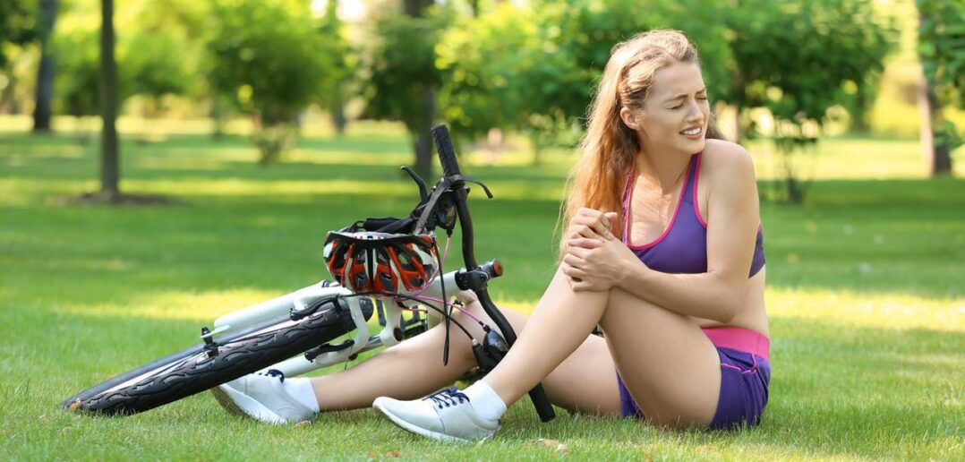 Knieschmerzen beim Fahrradfahren: Diese Gründe gibt es dafür ( Foto: Adobe Stock- Pixel-Shot)